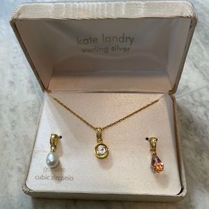 Cubic zirconia necklace set